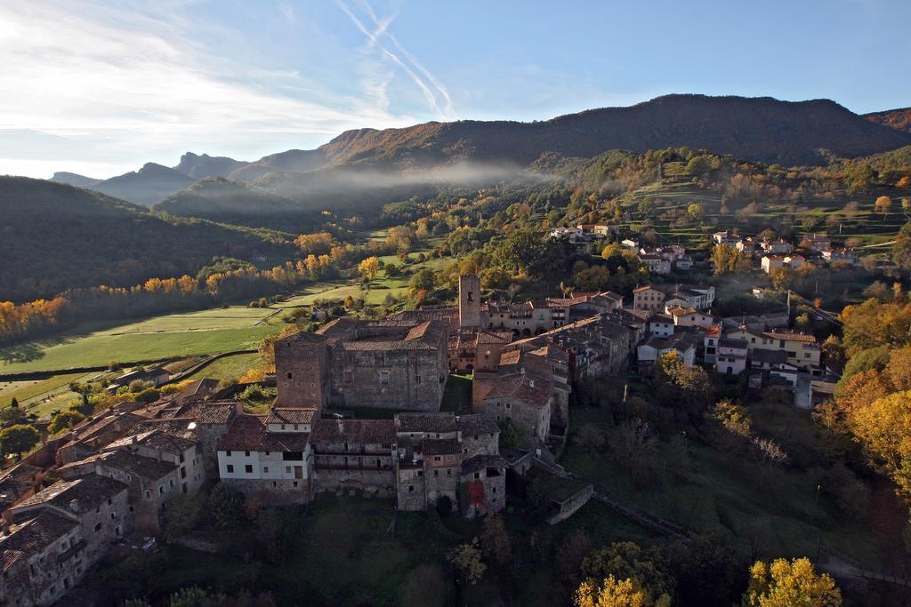 Hotel Cal Sastre Santa Pau Exteriér fotografie