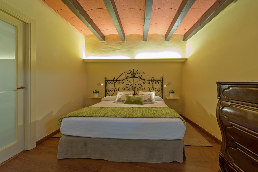 Hotel Cal Sastre Santa Pau Exteriér fotografie